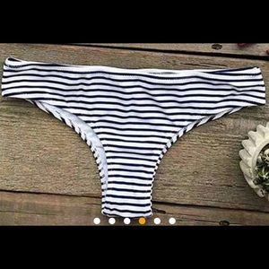 NWT Cupshe Hit Summer Bikini Bottoms